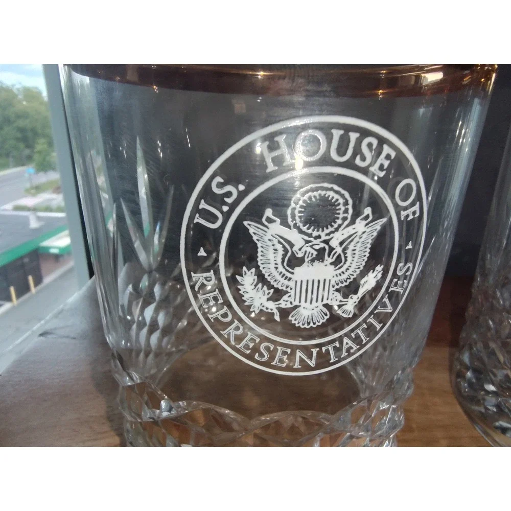 Set of 2 US House of Representatives Crystal Lowball Glasses Gold Rim Rocks Glas